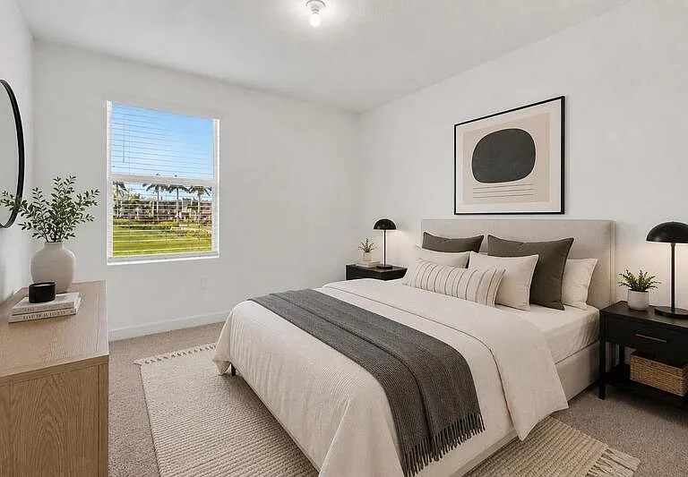 4246 Lagoon Shore Dr — Photo 19