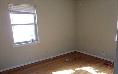 5th image of 626 Caladium Dr
