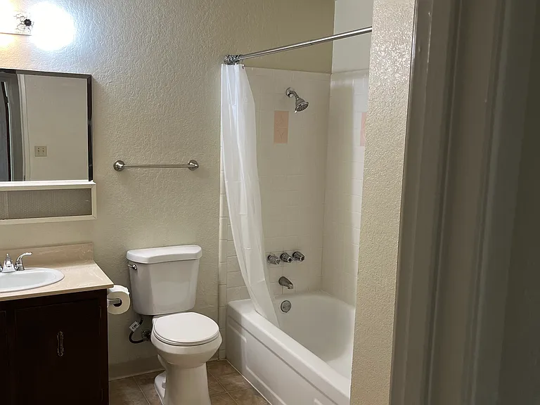 1809 Monarch Ln — Photo 12