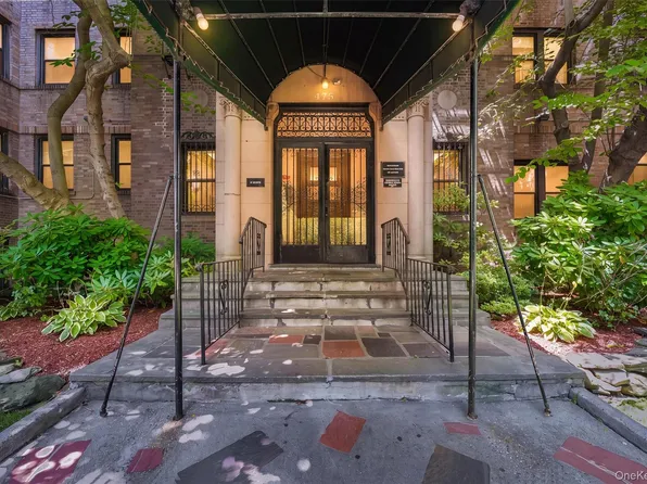 475 Bronx River Road #4B, Yonkers, NY 10704