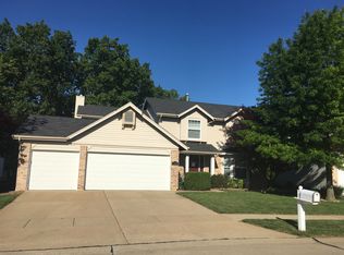 1542 Ivy Chase Ln, Fenton, MO