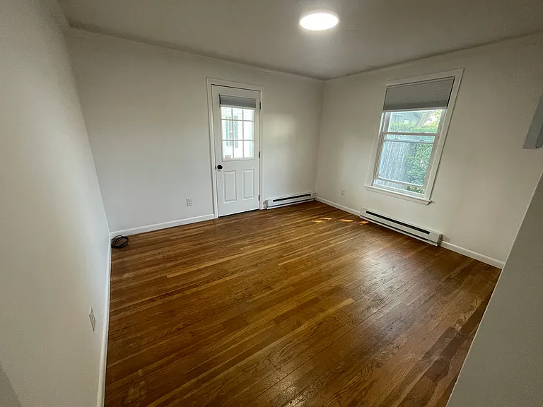 178 Vassall St #2 — Photo 4