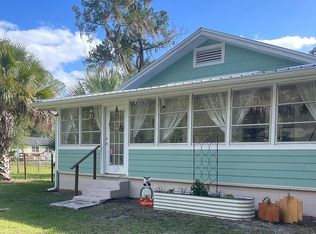 328 NE 11th St, Crystal River, FL 34428