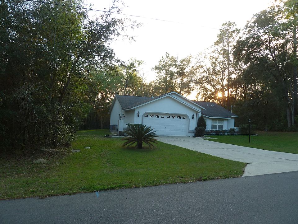 2nd image of 2350 W Arbutus Dr