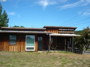 3362 NW Broad St, Roseburg, OR 97471