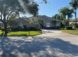 7695 Naples Heritage Dr, Naples, FL 34112