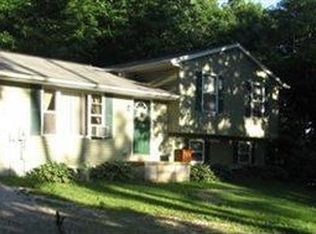 17209 Wing Rd, Chagrin Falls, OH 44023