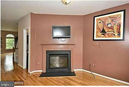 715 Pleasant Dr — Photo 8