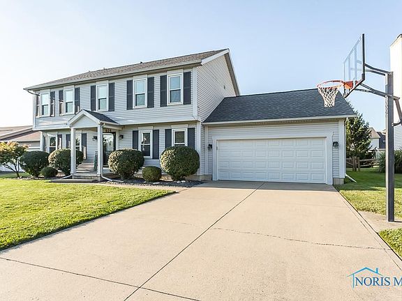 2nd image of 926 Orchard Dr