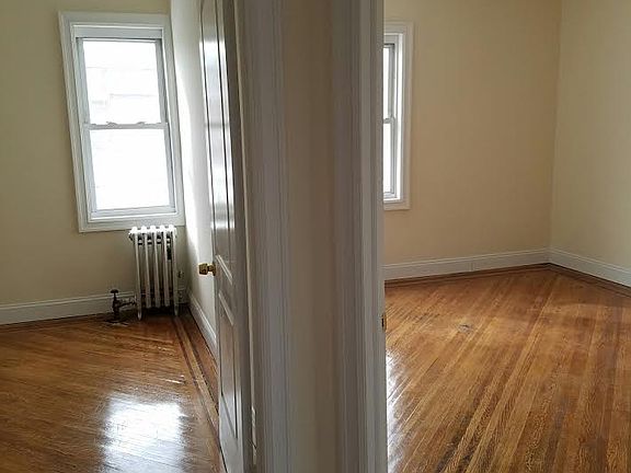 4th image of 3208 Bayswater Ct