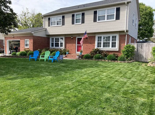 2224 Trant Lake Dr, Virginia Beach, VA 23454