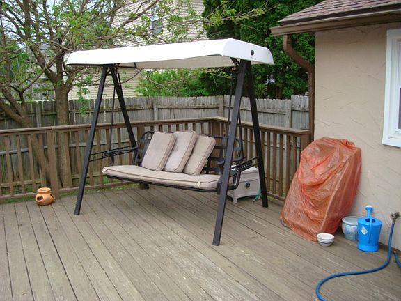 5th image of 4091 Basswood Ave