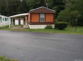 53 Andrus Cir, Silver Creek, NY 14136
