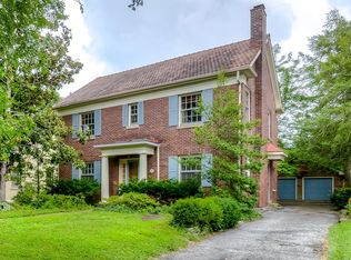 318 Henry Clay Blvd, Lexington, KY