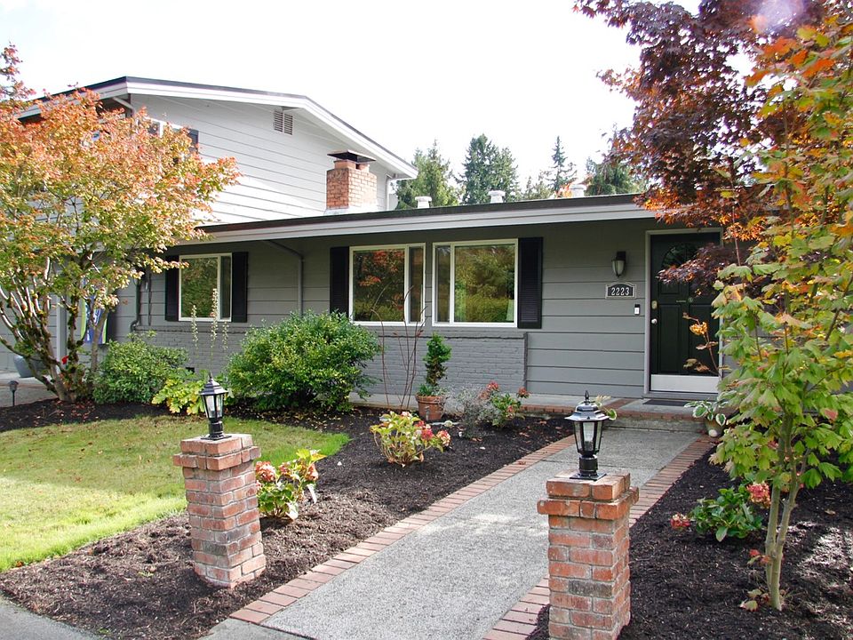 1st image of 2223 76th Ave NE