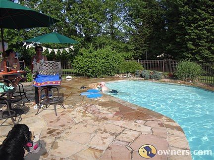 pool tennesee crab patio