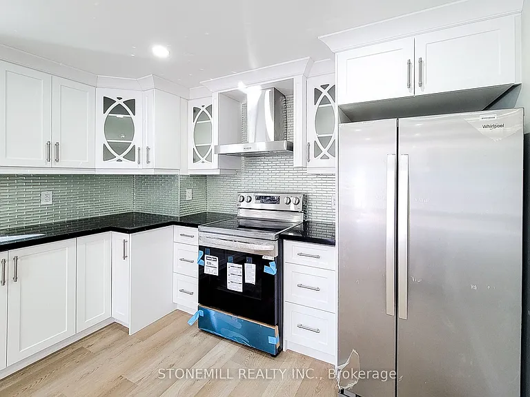 727 College Ave — Photo 30