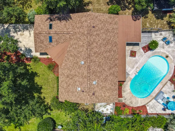120 Norwich Dr, Gulf Breeze, FL 32561