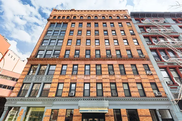 Sold by Compass | media 16