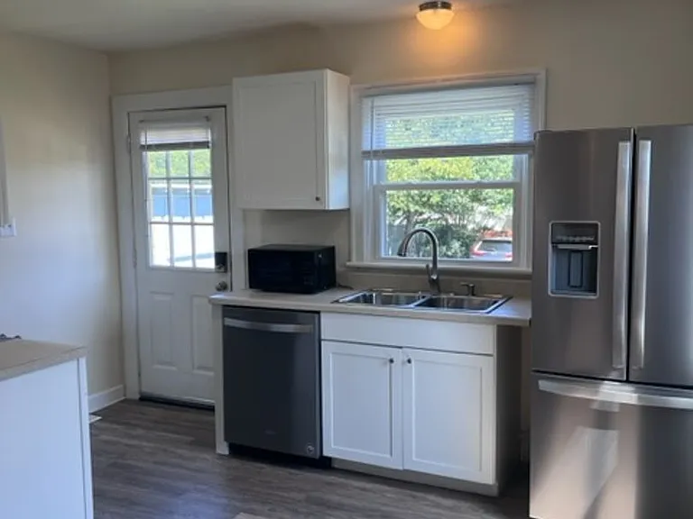 205A Douglas Ave — Photo 2