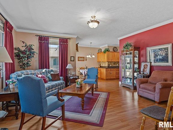 4th image of 808 Colorado Ct