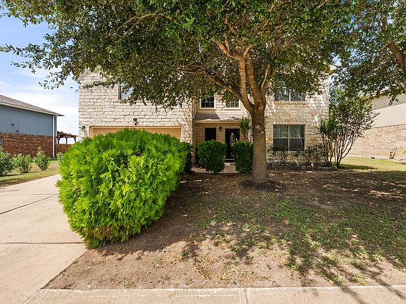 3rd image of 5143 Marsh Ln