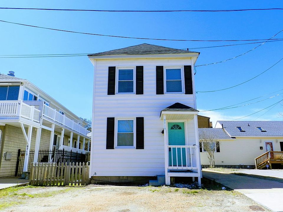 1st image of 9719 13th View St