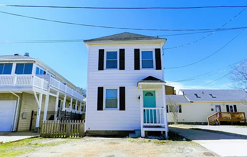9719 13th View St Photo 1