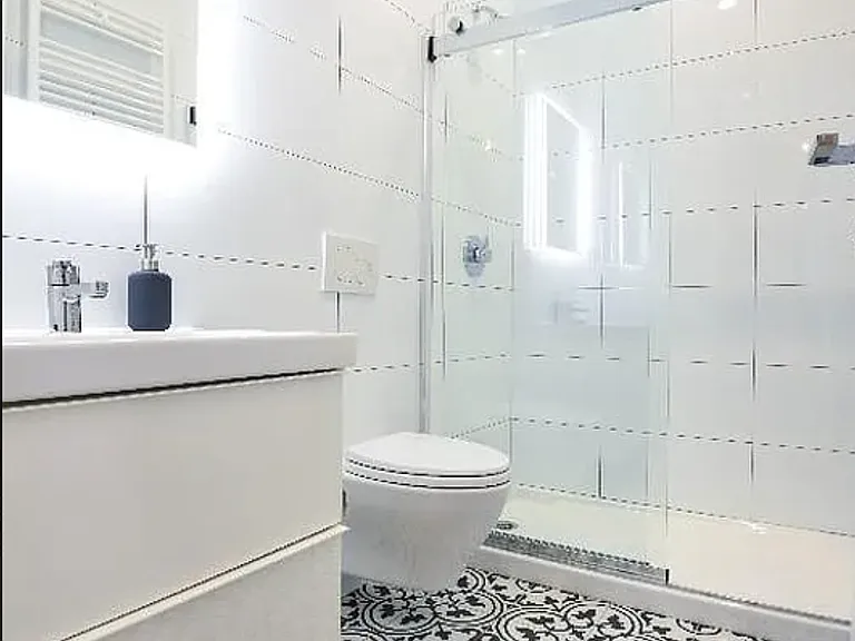 79 N Henry St #3 — Photo 8