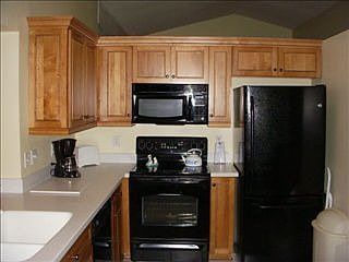 4th image of 218 Driftwood Ln