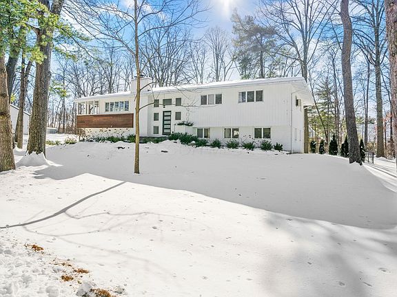 4th image of 5909 Whitman Rd