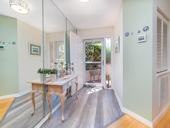 4th image of 1611 Starling Dr #103-2