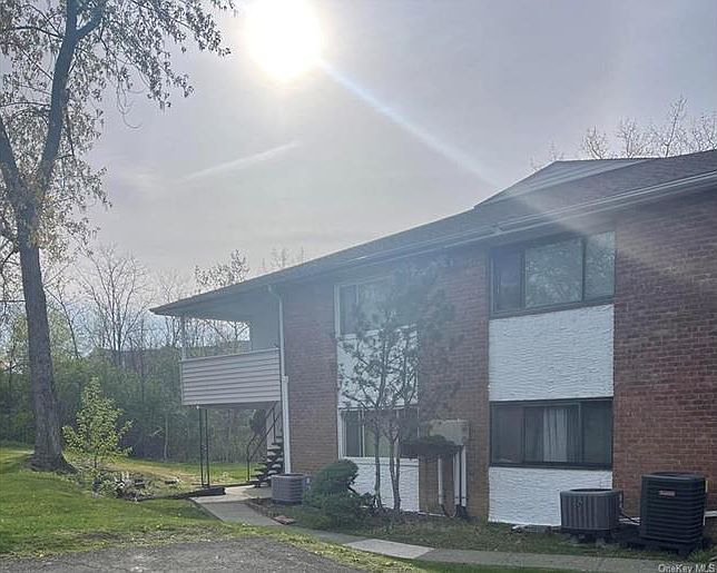 1st image of 2103 Baldwin Ln #2103