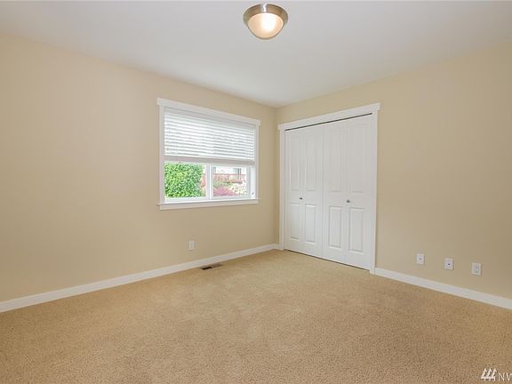 5th image of 1138 Central Dr