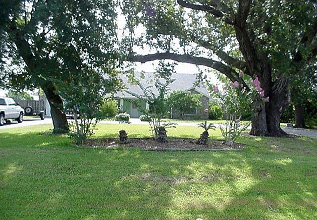Front circular driveway