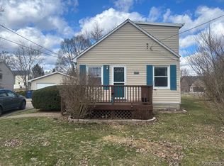 1303 Collier Rd, Auburn Hills, MI 48326