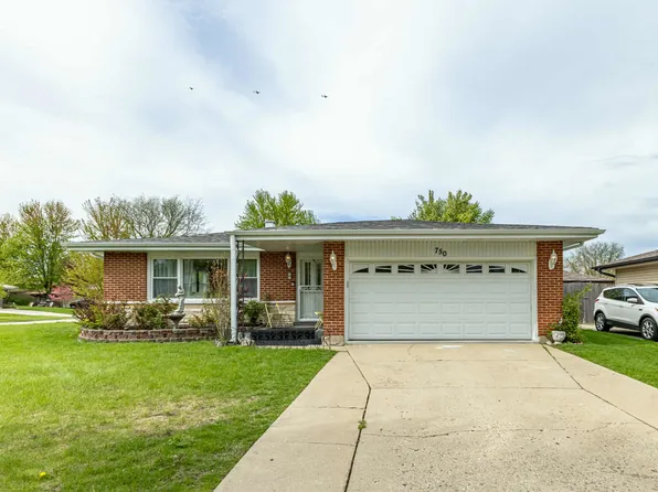 750 Evergreen Ln, Bartlett, IL 60103