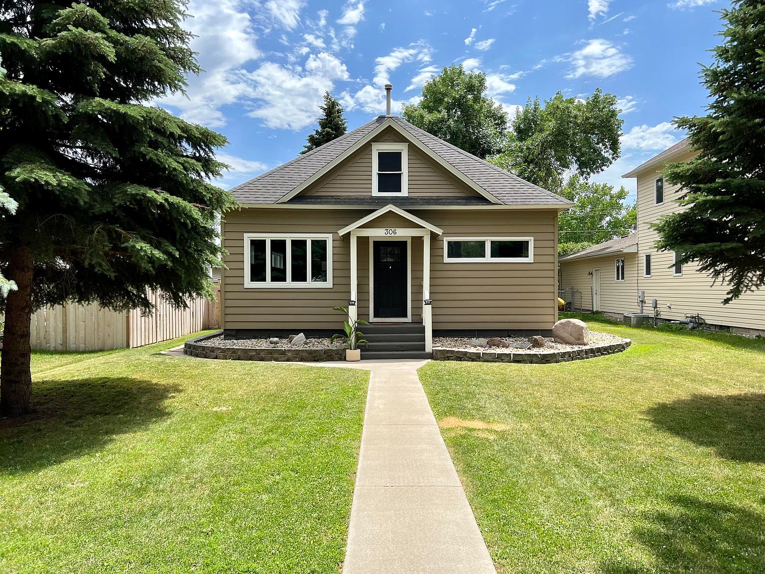 306 Pioneer Ave, Hayti, SD 57241 Zillow