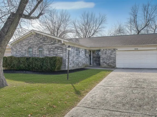 404 E 18th St, Owasso, OK 74055