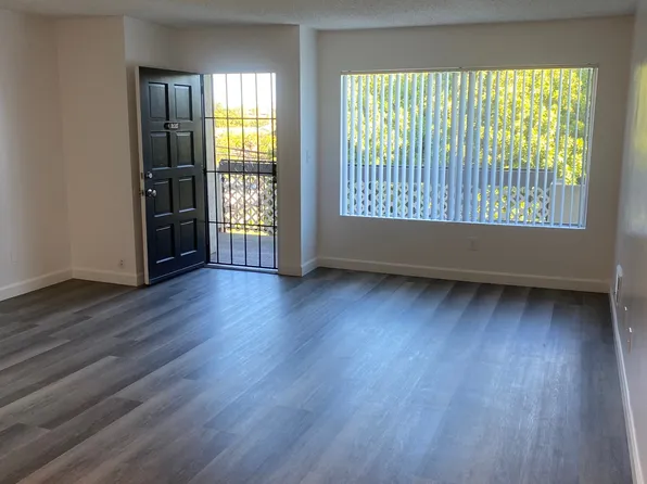 3460 Garnet St APT 265, Torrance, CA 90503