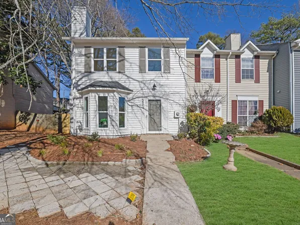 5594 Stonington Trace Pkwy, Stone Mountain, GA 30087