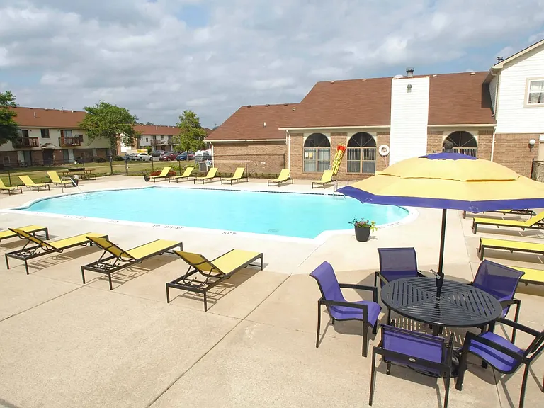 Swimming Pool and Sun Deck