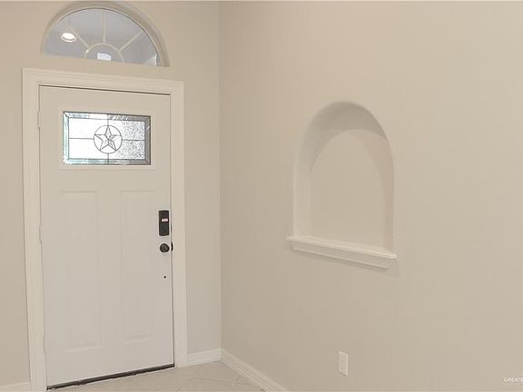 3rd image of 108 Justice Ln