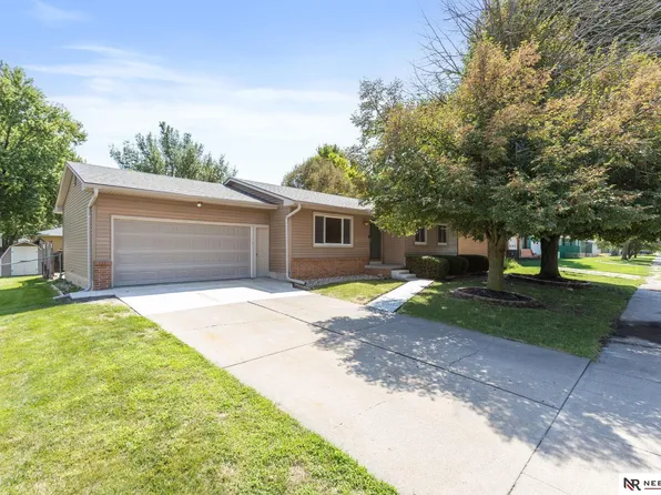 2610 Seaton St, Fremont, NE 68025