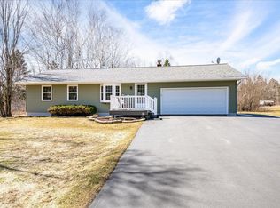 29 Maple Dr, Esko, MN 55733