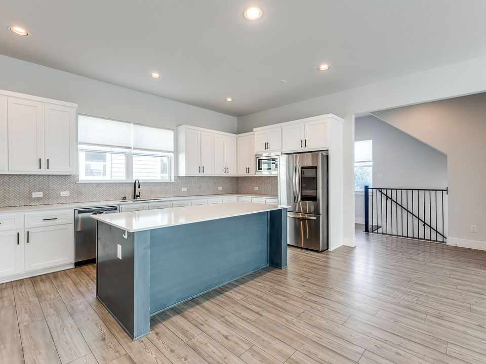 1st image of 2653 Carolwood Ln