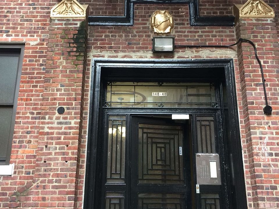 1st image of 14030 Beech Ave APT 4O