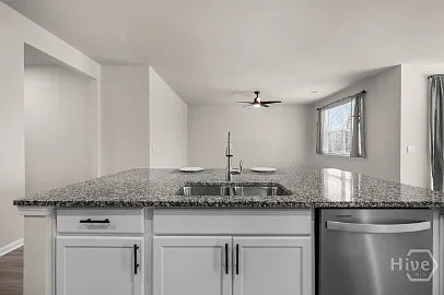 84 Woodford Reserve Dr — Photo 24