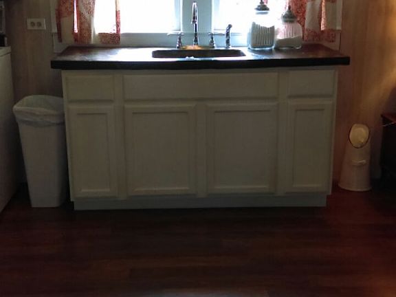 3rd image of 21 Lake Circle Dr