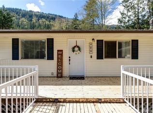 409 Rainbow Dr, Sedro Woolley, WA 98284